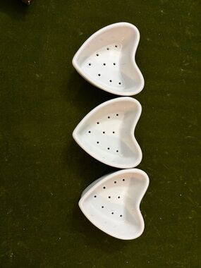 Vintage Apilco France white ironstone or porcelain hart shaped molds